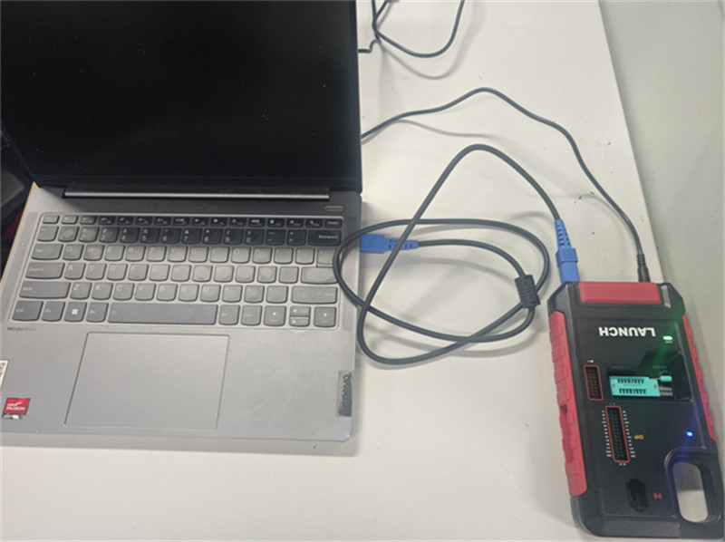 launch xprog5 hardware feature connection 7